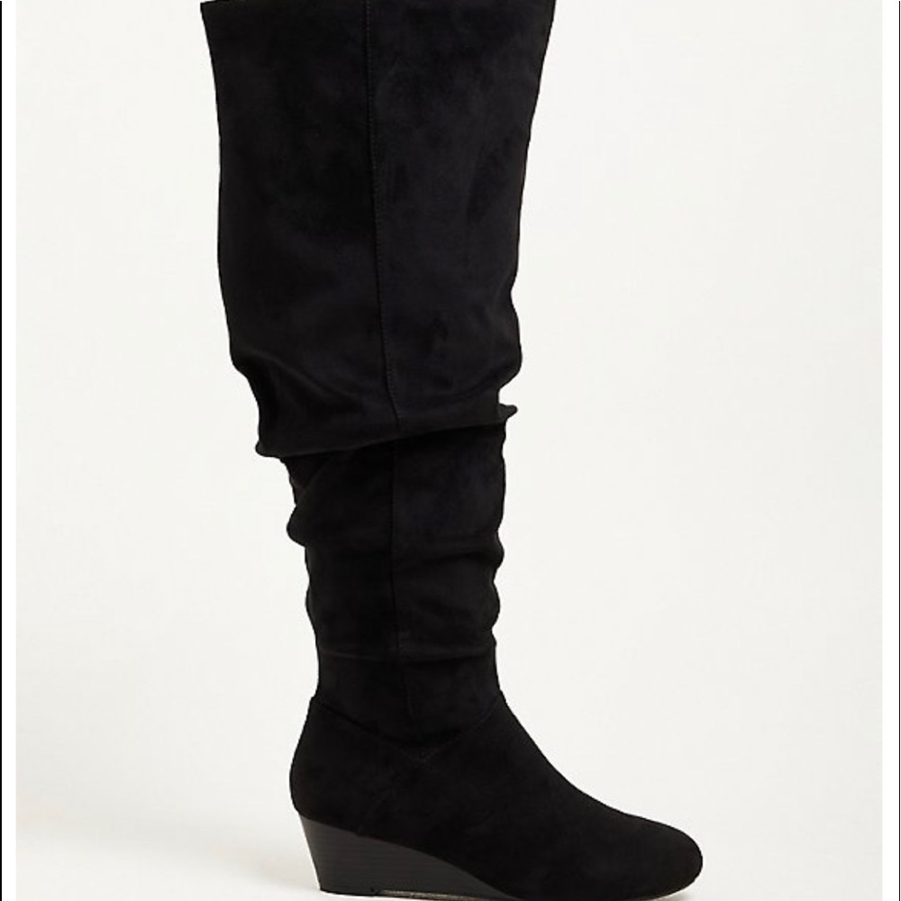 Tall Ruched Black Boot